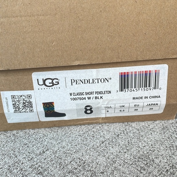 UGG/PENDLETON LIKE NEW BOOTS SIZE 8 - Picture 14 of 15